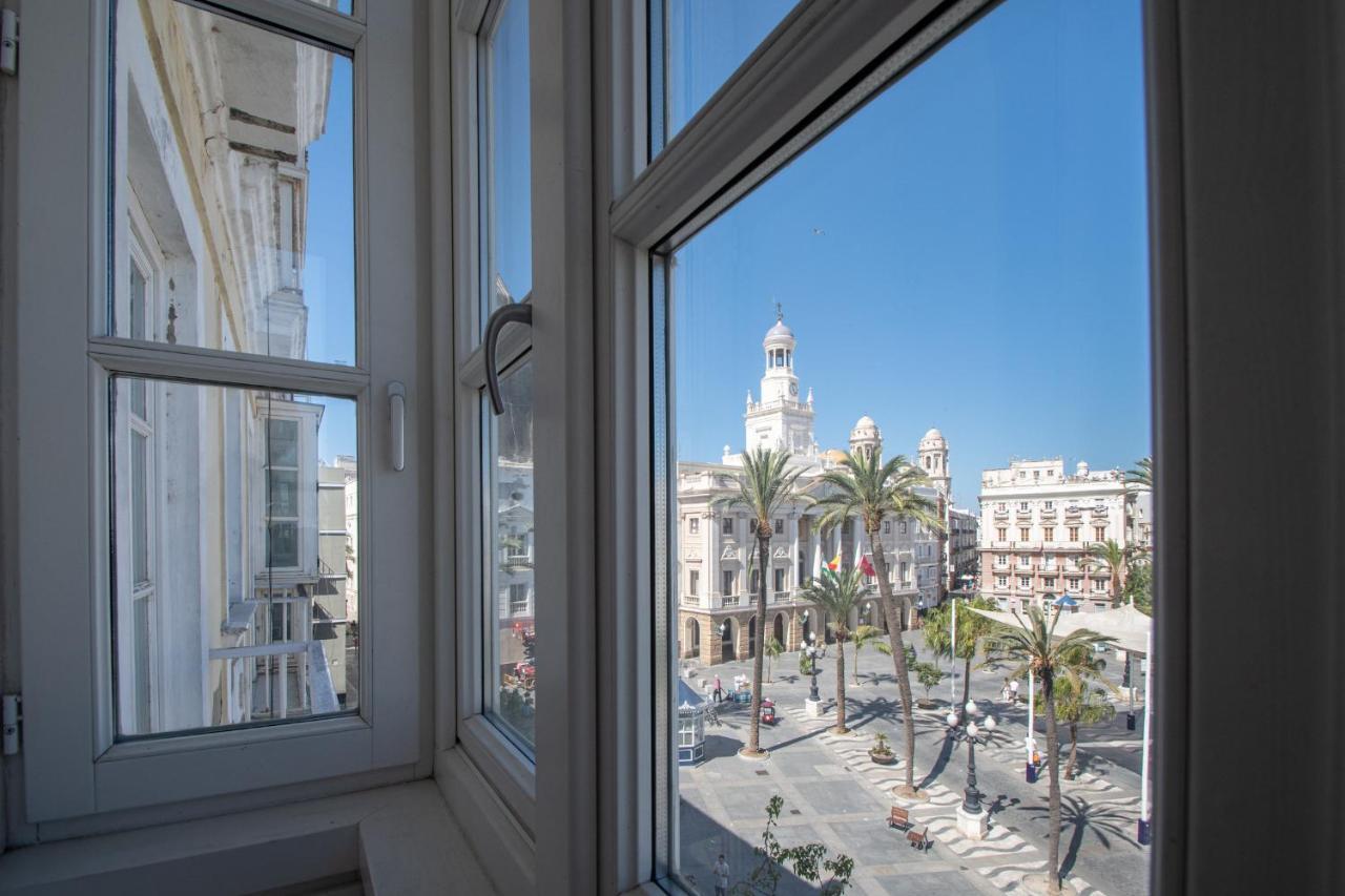 Sherezade Y La Ciudad De Cádiz
